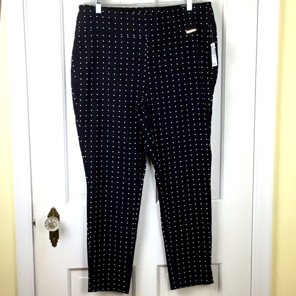 Roz & Ali Pull-On Ankle Pants Vintage Polka Dot Black White